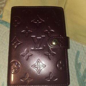 Authentuc Louis Vuitton Purple Monogram Vernis Small Ring Agenda Cover
